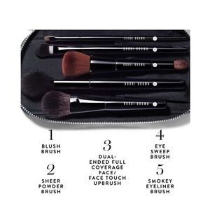 Brand new bobbi on trend pro brush set